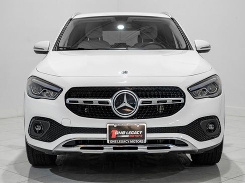Used 2021 Mercedes-Benz GLA 250 4MATIC image 2