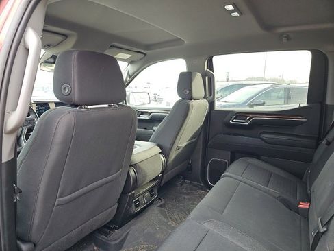 Used 2023 Chevrolet Silverado 1500 LT image 24