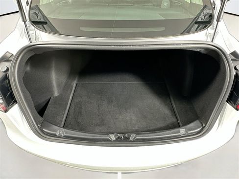 Used 2020 Tesla Model 3 Standard Range image 30