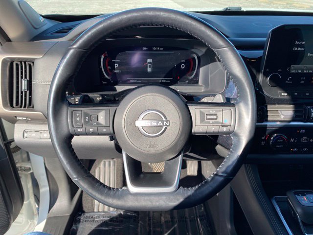 Used 2023 Nissan Pathfinder Platinum w/ Lighting Package (N93) AWD/4WD image 6