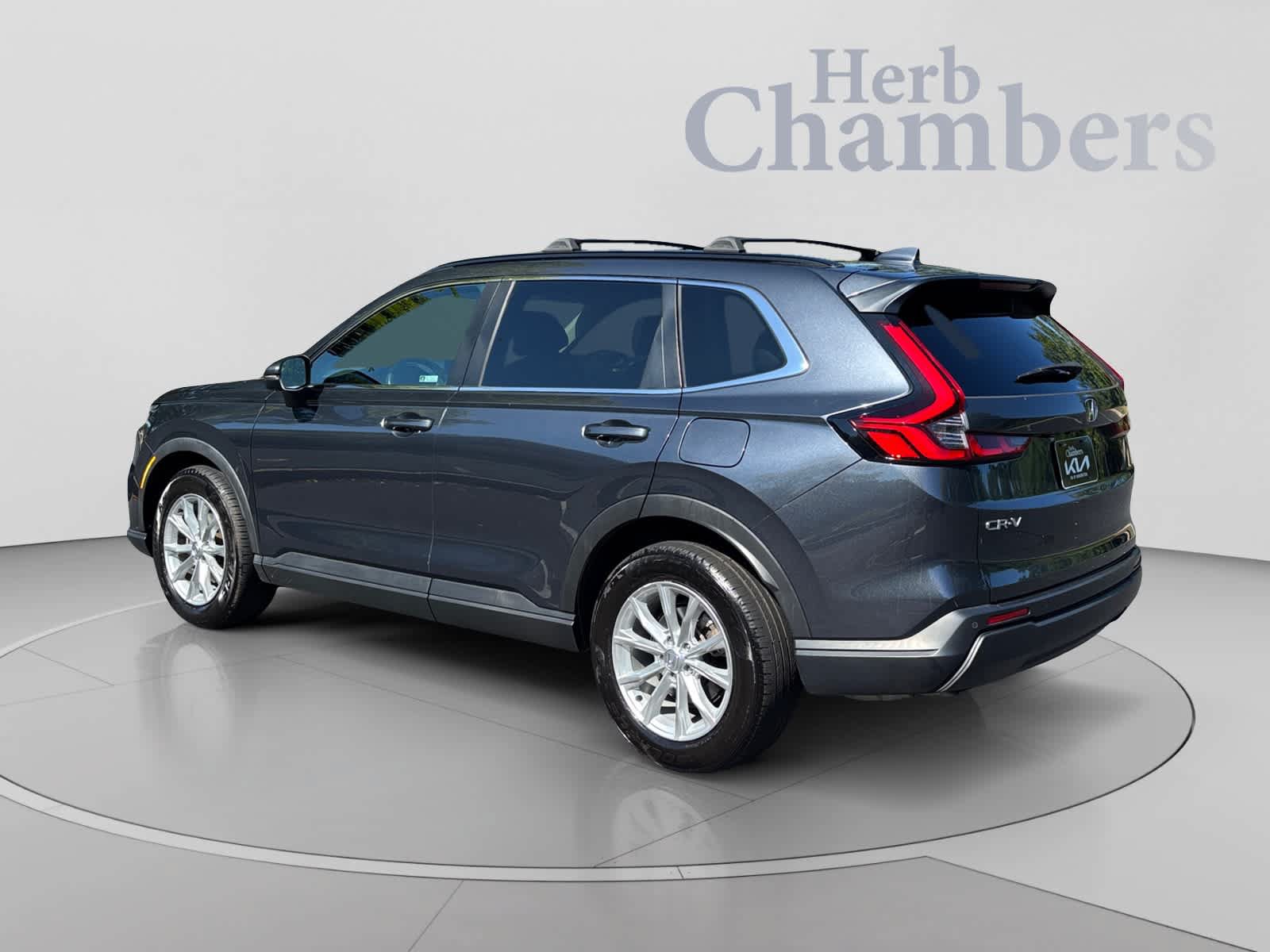Used 2023 Honda CR-V EX-L image 3