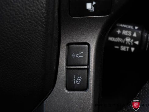 Used 2021 Toyota Tacoma TRD Off-Road w/ Technology Package image 33