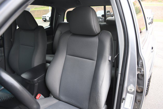 Used 2015 Toyota Tacoma 4x4 Double Cab w/ TRD Off-Road Package image 17