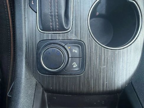Used 2019 GMC Acadia SLE w/ Driver Alert Package I AWD/4WD image 22