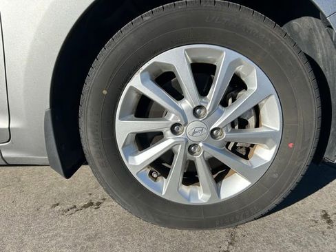 Used 2021 Hyundai Accent SEL image 29