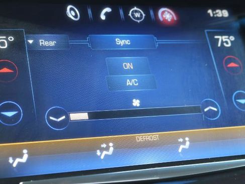 Used 2015 Cadillac Escalade ESV Premium image 16