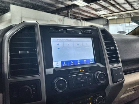 Used 2020 Ford F150 Lariat AWD/4WD image 34