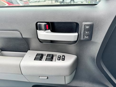 Used 2008 Toyota Tundra Limited image 24