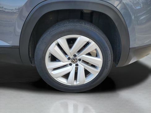 Used 2021 Volkswagen Atlas Cross Sport SE w/ Panoramic Sunroof Package image 7