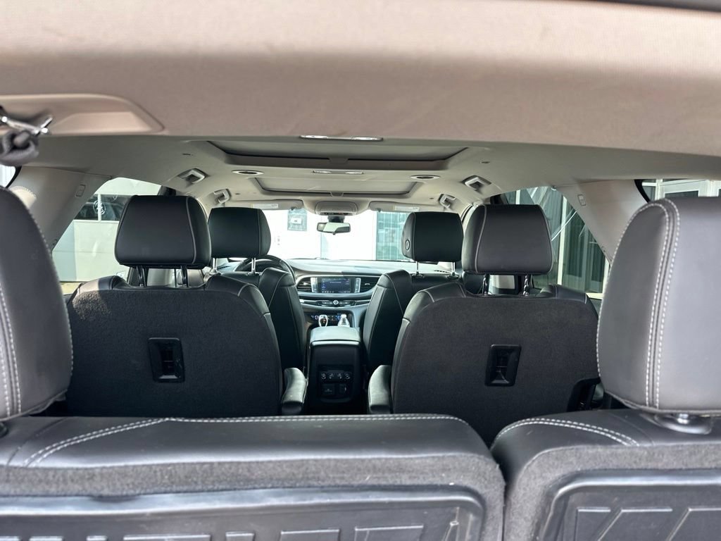 Used 2021 Buick Enclave Avenir w/ Avenir Technology Package AWD/4WD image 46