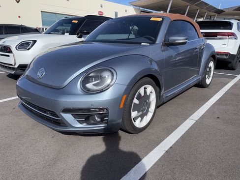 Used 2019 Volkswagen Beetle 2.0T Final Edition SEL image 3