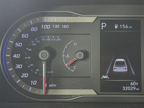 Used 2023 Hyundai Santa Cruz SE image 12