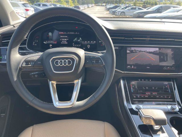 Used 2026 Audi Q7 3.0T Premium Plus w/ Premium Plus Package AWD/4WD image 14