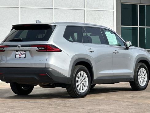 Certified 2025 Toyota Grand Highlander AWD image 4