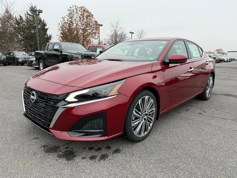 New 2025 Nissan Altima 2.5 SL image 2