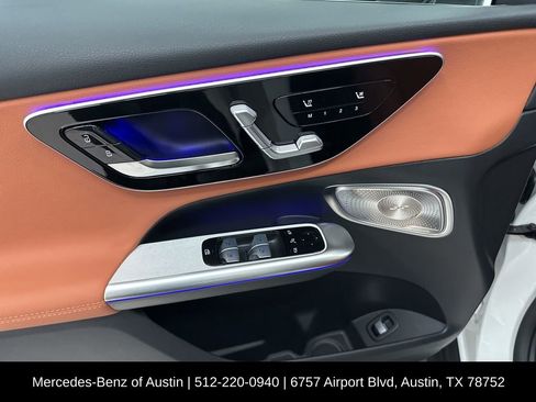 Certified 2025 Mercedes-Benz GLC 300 image 12