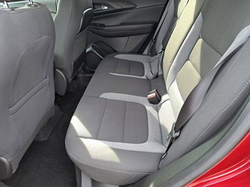 Used 2023 Chevrolet TrailBlazer LT image 28