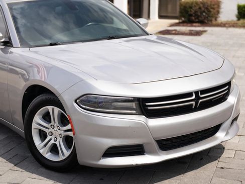 Used 2016 Dodge Charger SE w/ Popular Equipment Group RWD image 3