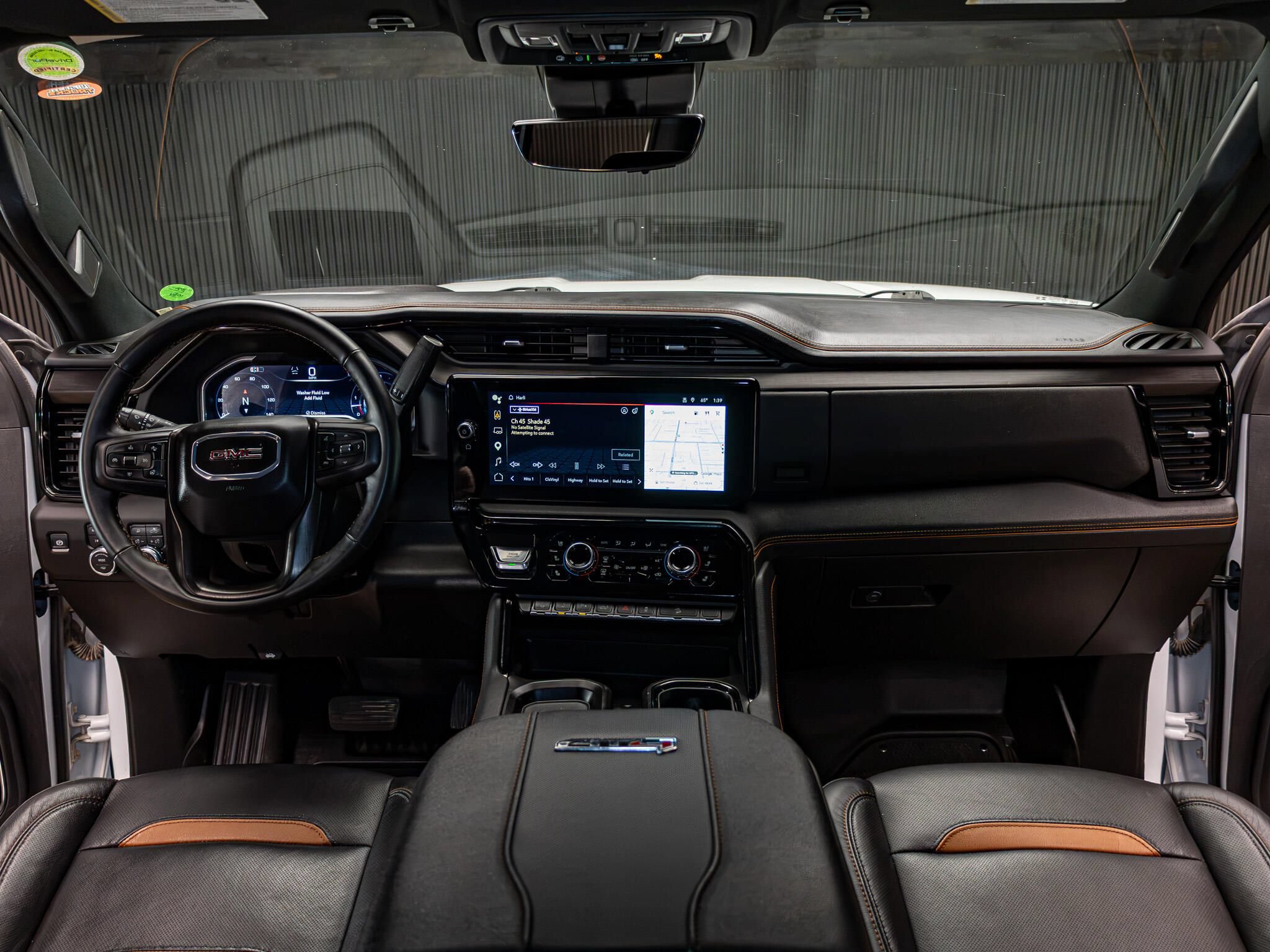 Used 2025 GMC Sierra 3500 AT4 w/ Technology Package AWD/4WD image 17