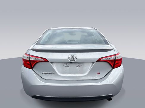 Used 2015 Toyota Corolla S Plus image 3
