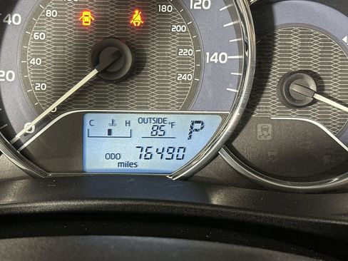 Used 2016 Toyota Corolla L image 19