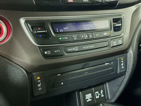 Used 2017 Honda Ridgeline RTL-T image 25