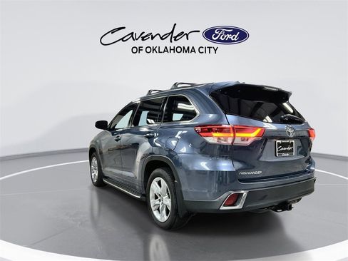 Used 2018 Toyota Highlander Limited image 6