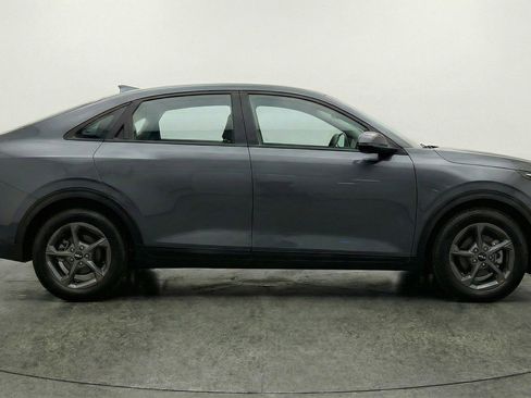 Used 2025 Kia K4 LXS image 11