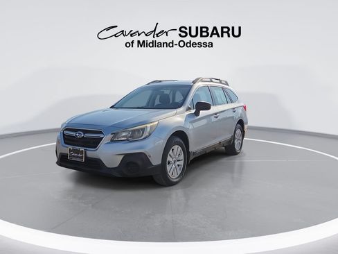Used 2019 Subaru Outback 2.5i AWD/4WD image 4