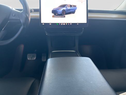 Used 2022 Tesla Model Y Performance AWD/4WD image 12