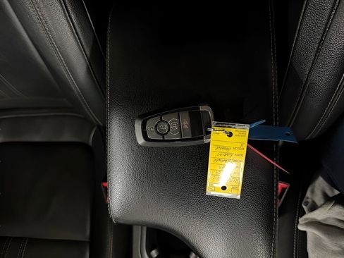 Used 2019 Ford Ranger Lariat w/ Equipment Group 501A Mid image 17