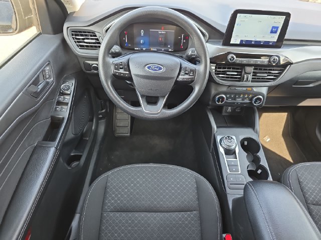 Used 2025 Ford Escape Active AWD/4WD image 12