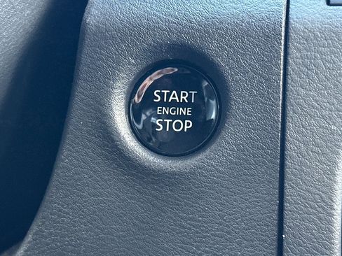 New 2026 Nissan Frontier SV AWD/4WD image 25