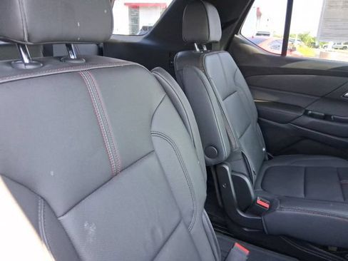Used 2023 Chevrolet Traverse RS w/ LPO, Floor Liner Package AWD/4WD image 16