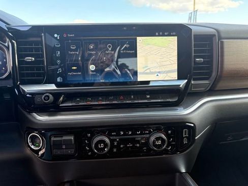 New 2026 Chevrolet Silverado 1500 High Country w/ Midnight Edition AWD/4WD image 18