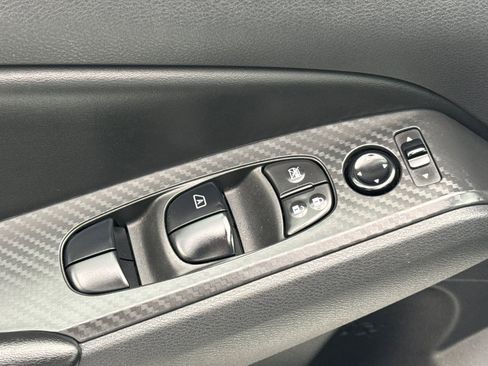 Used 2023 Nissan Altima 2.5 S image 12