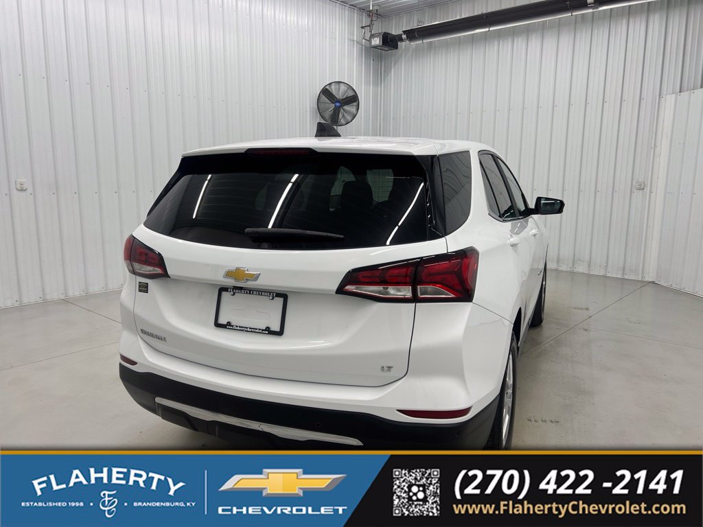 Used 2024 Chevrolet Equinox LT FWD image 3