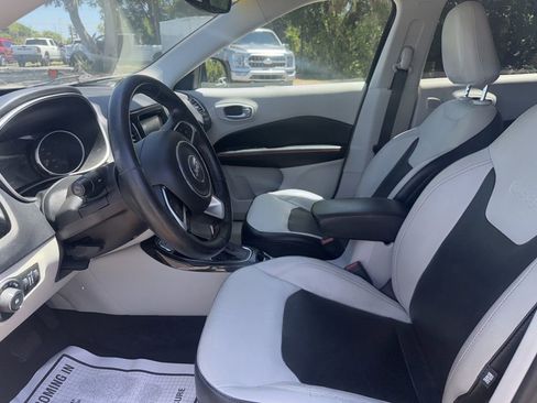 Used 2018 Jeep Compass Limited w/ Navigation Group image 6