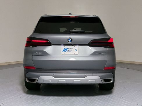 Certified 2024 BMW X5 xDrive40i w/ Parking Assistance Package AWD/4WD image 9