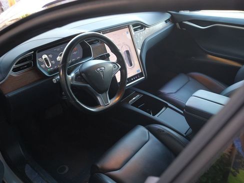 Used 2018 Tesla Model S 75D image 48