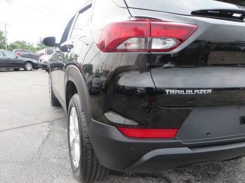Used 2022 Chevrolet TrailBlazer LS FWD image 42