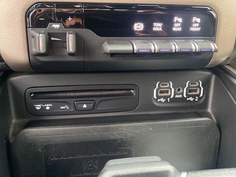 Used 2019 RAM 2500 Laramie image 14