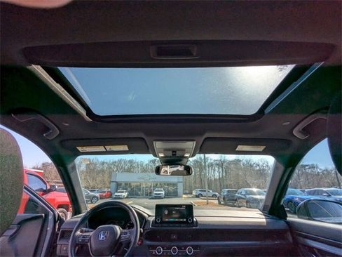 Used 2023 Honda CR-V Sport image 18