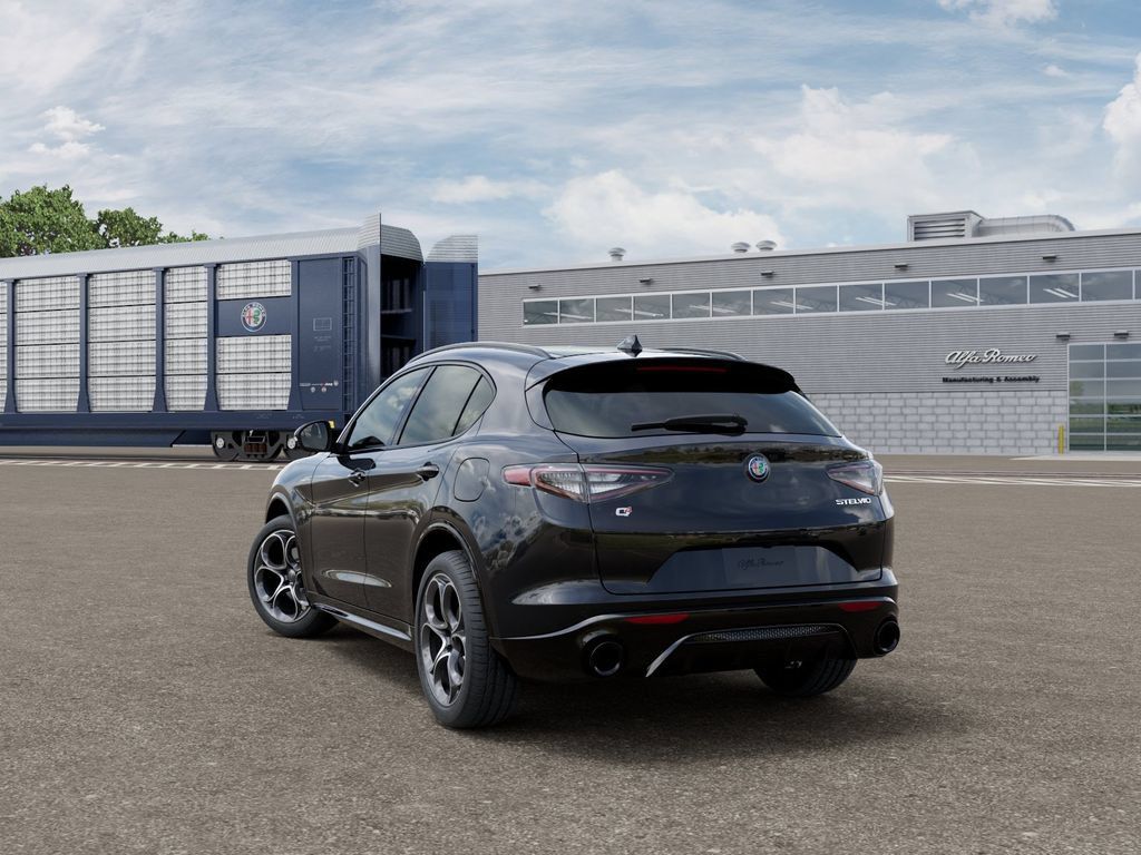 New 2026 Alfa Romeo Stelvio Sprint AWD/4WD image 3