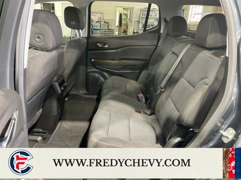 Certified 2020 GMC Acadia SLE image 33