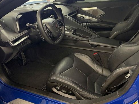 Used 2023 Chevrolet Corvette Stingray Preferred Cpe w/ Z51 Performance Package RWD image 8