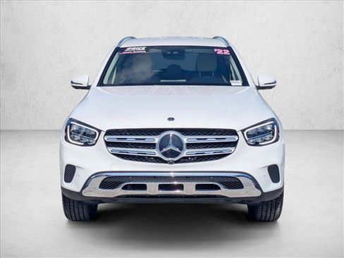 Used 2022 Mercedes-Benz GLC 300 4MATIC image 2