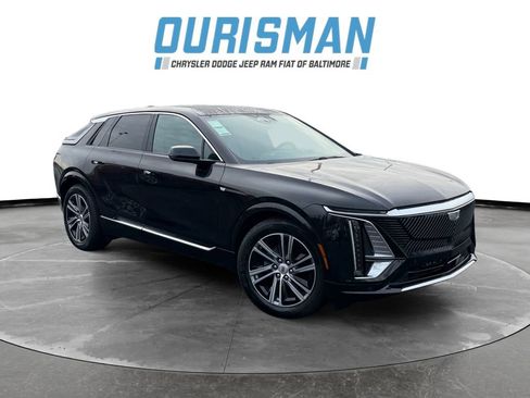 Used 2024 Cadillac Lyriq Luxury image 1