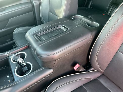 Used 2021 GMC Yukon SLT image 20