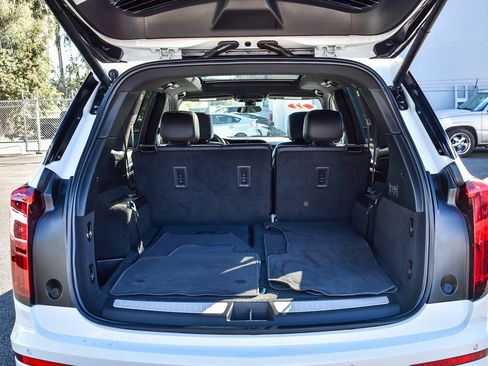 Used 2022 Cadillac XT6 Premium Luxury image 25